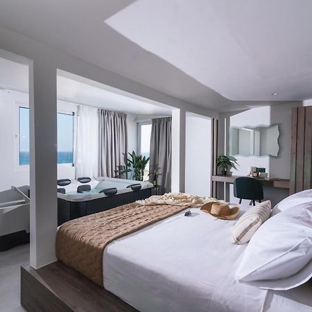Alcyone Studios And Apartments Heraklion Exteriör bild