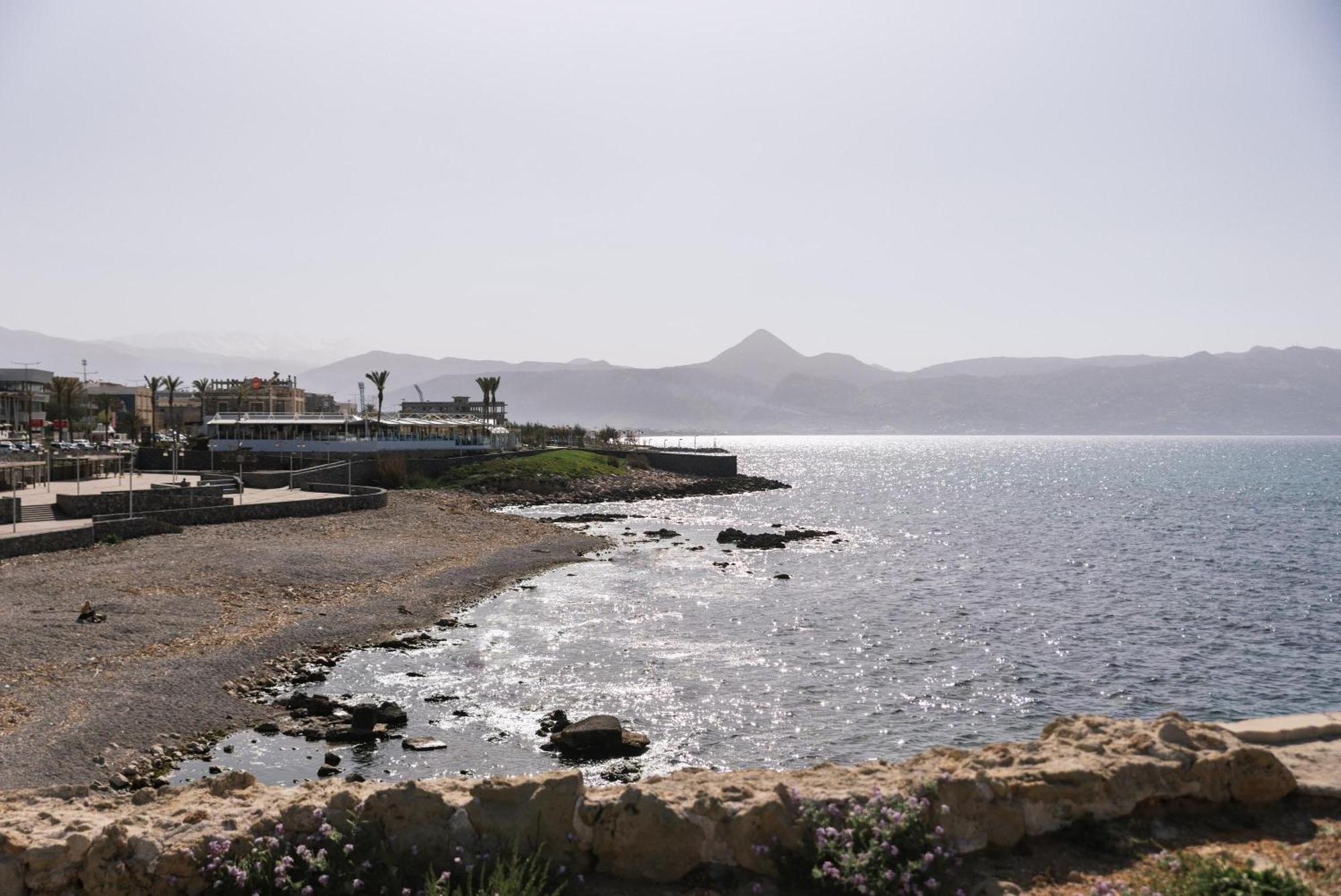 Alcyone Studios And Apartments Heraklion Exteriör bild