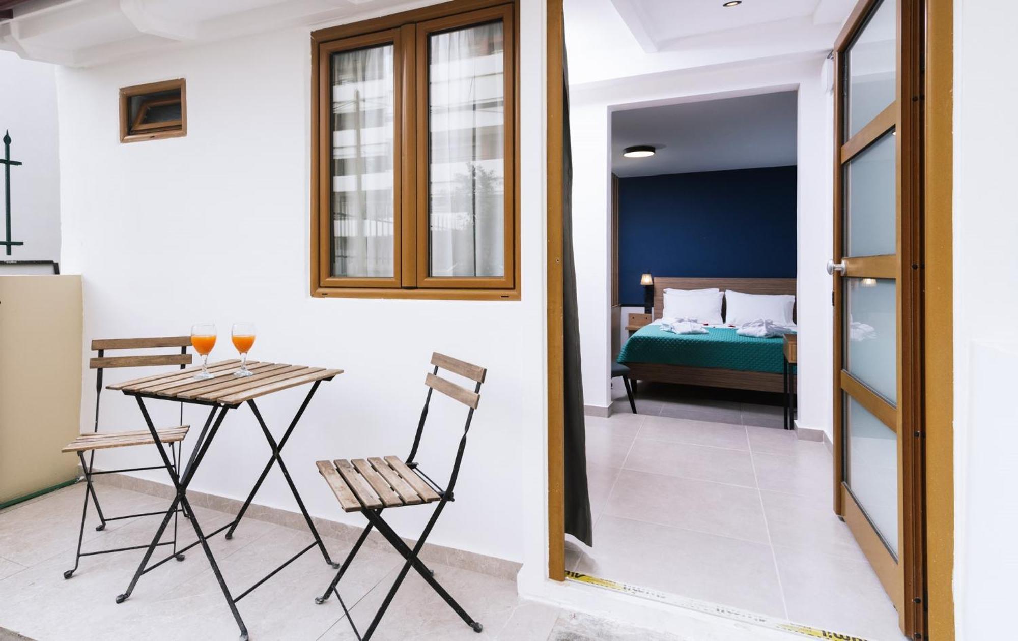 Alcyone Studios And Apartments Heraklion Exteriör bild