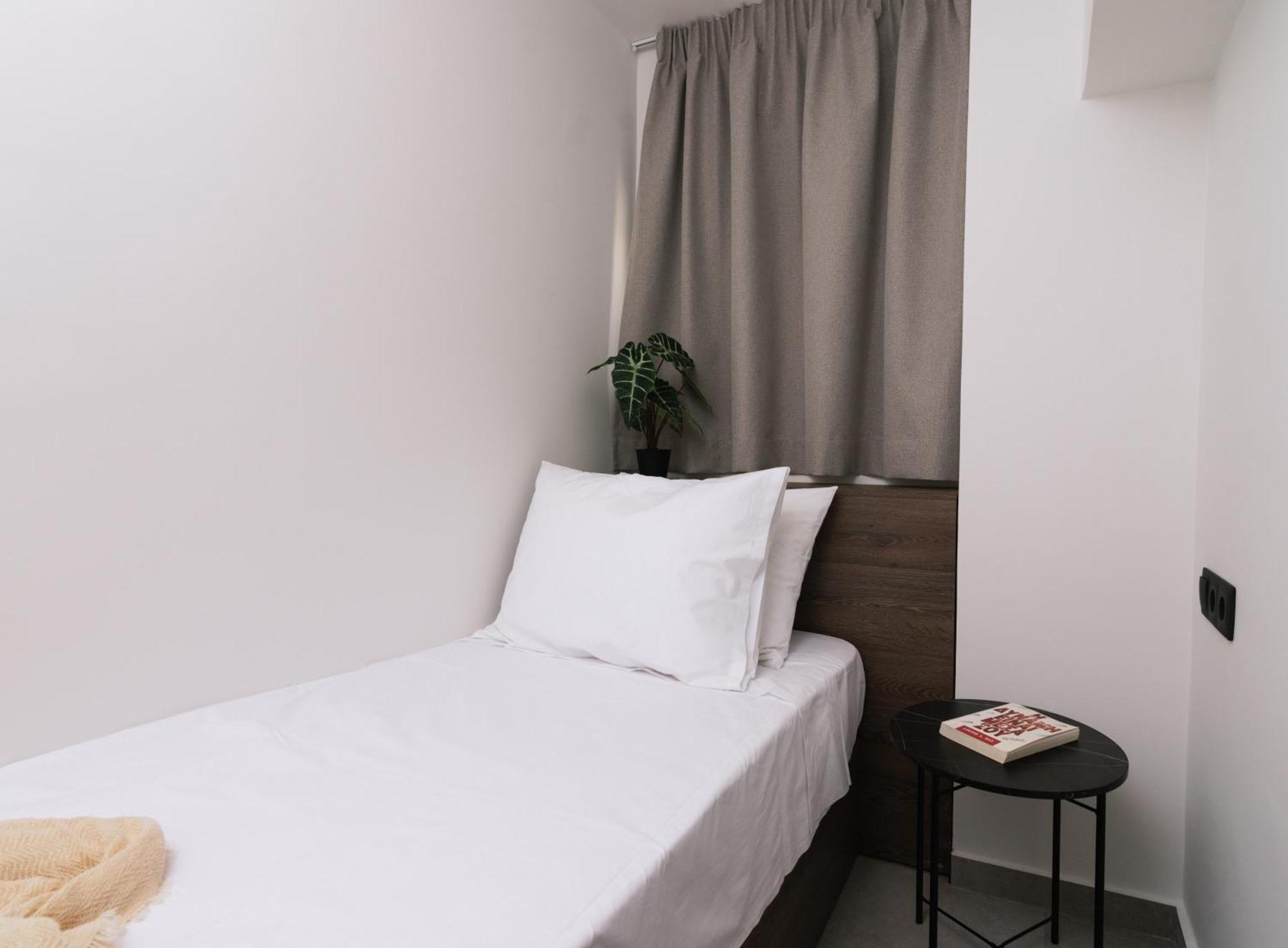Alcyone Studios And Apartments Heraklion Exteriör bild